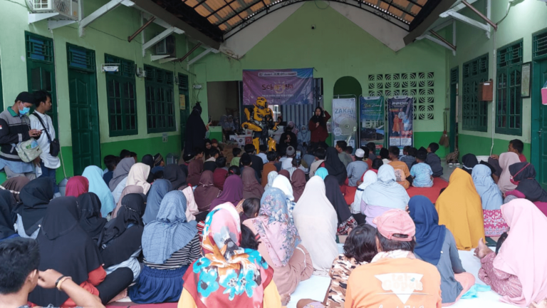 LAZNAS Al Irsyad Cirebon Bersama ODOJ Cirebon Berbagi Kebahagiaan Kepada 100 Anak Yatim