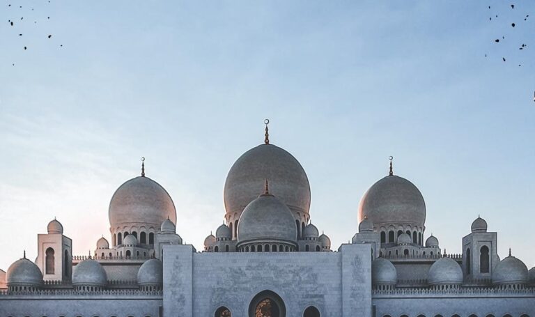 Sambut Pagimu Dengan Menunaikan Amalan-Amalan di Hari Jum’at