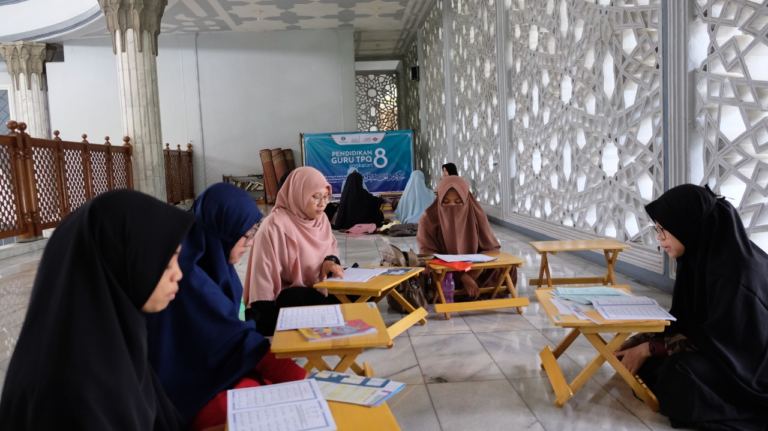Peserta Fokus Pelajari Surat Yusuf Dalam Persiapan Menjelang Ujian Akhir Pendidikan Guru TPQ Angkatan 8