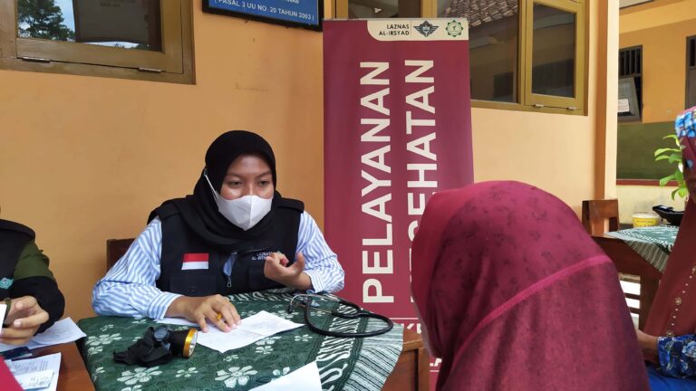 Sinergi Kebaikan LAZNAS Al Irsyad Bersama HMJK Unsoed