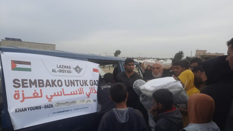 LAZNAS Al Irsyad Salurkan Tepung Terigu Untuk Gaza, Palestina