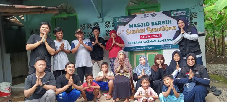 Sambut Ramadhan Penuh Berkah Dengan Program Bersih Masjid dan Mushola Bersama LAZNAS Al Irsyad